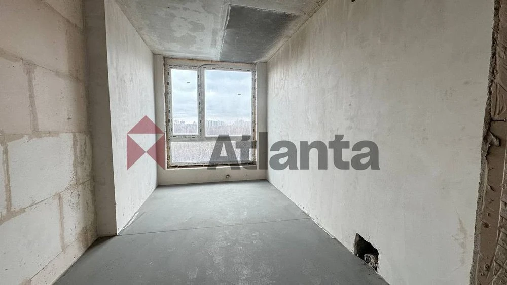 2-room apartment in Darnytskyi district, Poznyaki metro station. Residential complex