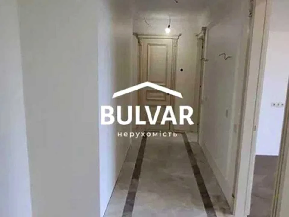 Apartment. Kharkiv, European St. (Novgorodska)