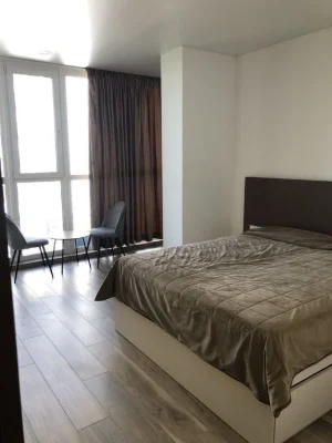 Apartment for sale near Vyrlytsia metro station