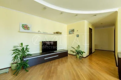 Apartment for sale, Urlivska St., Darnytskyi district