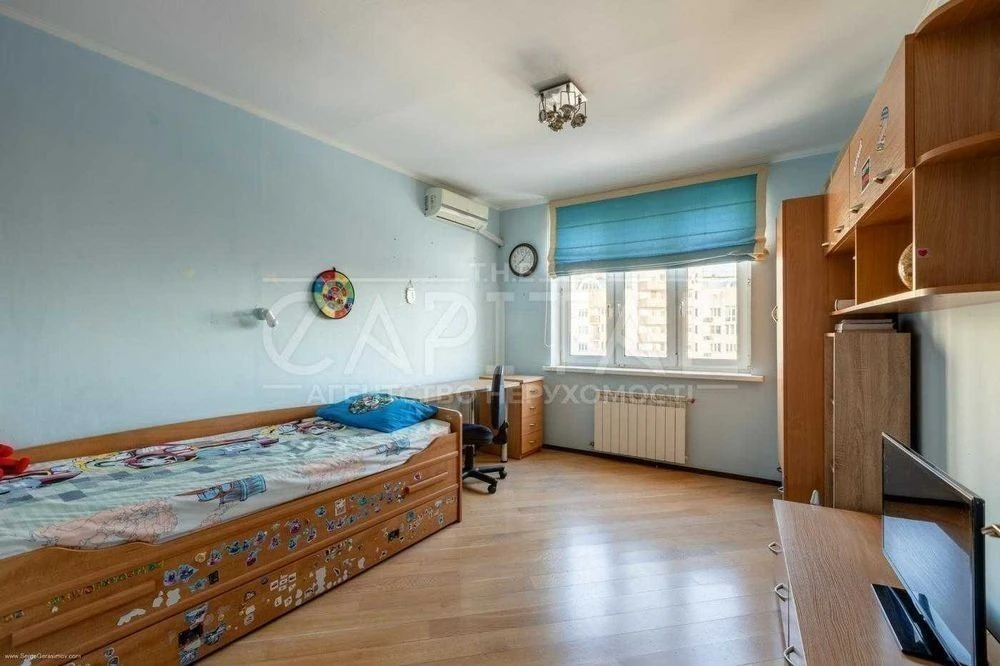 Apartment for sale, Urlivska St., Darnytskyi district
