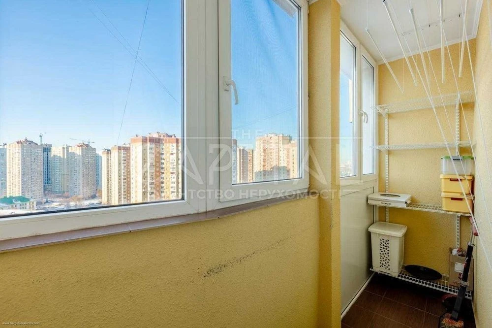 Apartment for sale, Urlivska St., Darnytskyi district
