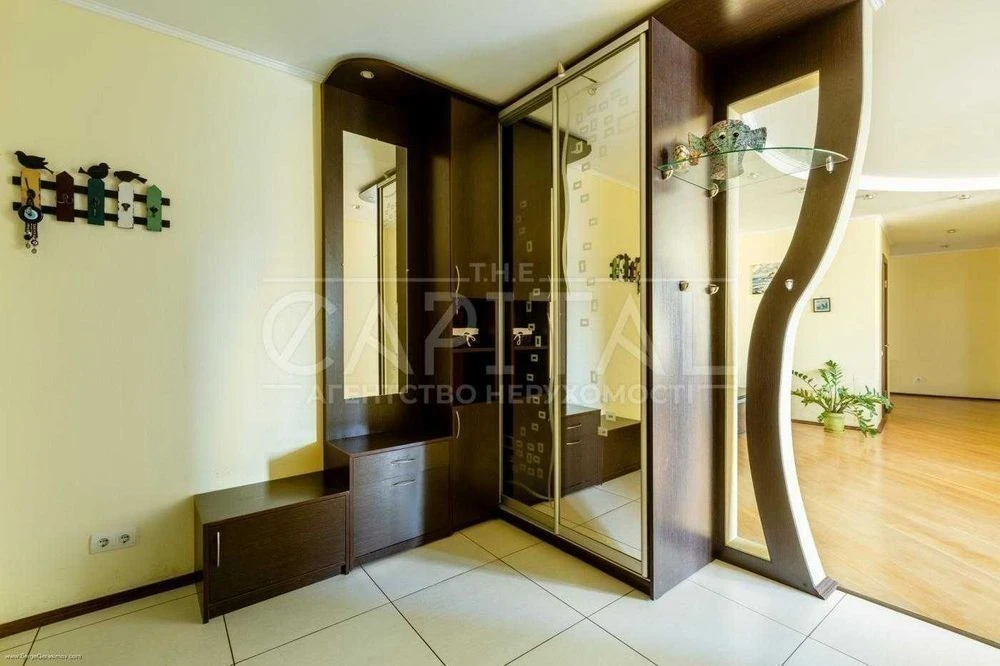 Apartment for sale, Urlivska St., Darnytskyi district