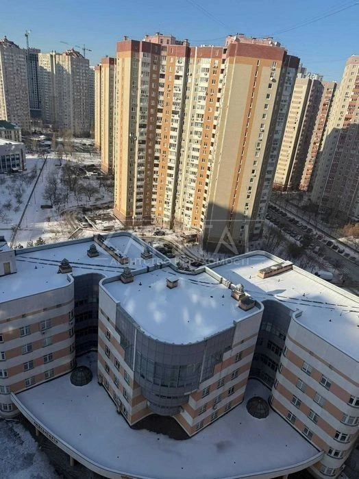 Apartment for sale, Urlivska St., Darnytskyi district