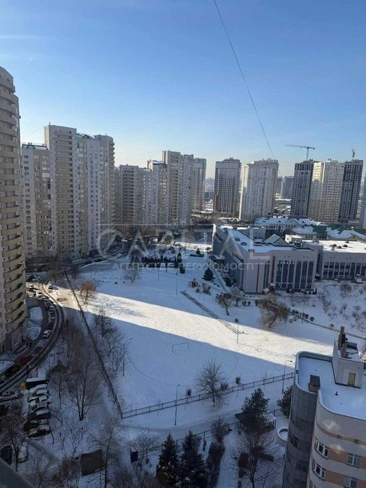 Apartment for sale, Urlivska St., Darnytskyi district