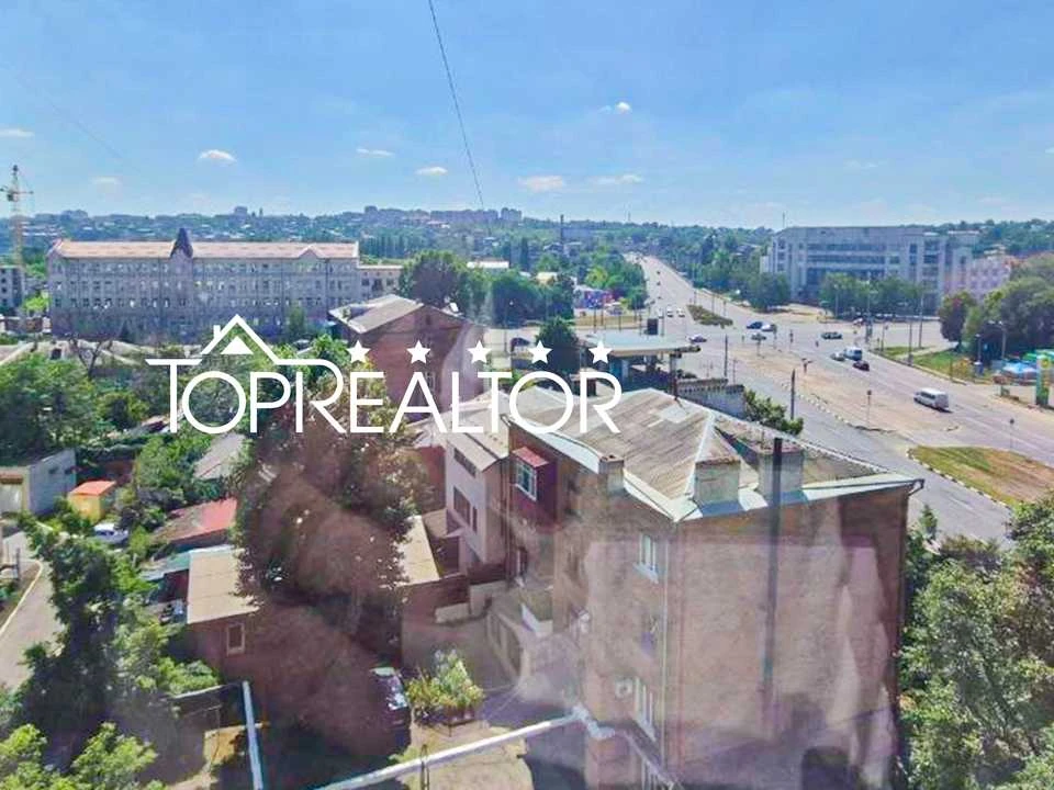 Apartment. Kharkiv, Velyka Panasivska St. (Kotlova)