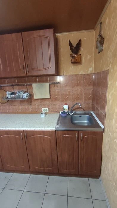Продамо капітальний 2й поверховий, добротний, цегляний  буди