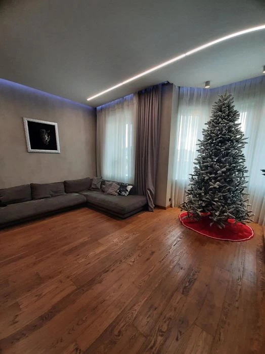 Villa for sale in Sauvignon