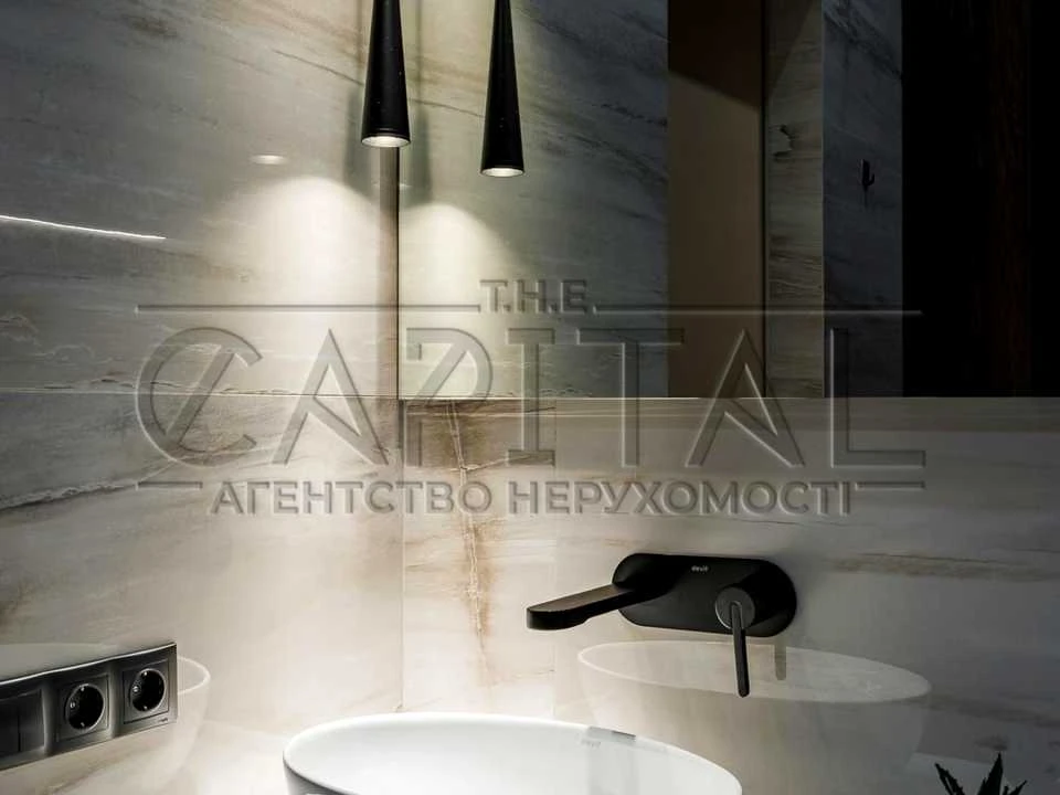 Apartment. Kyiv, Saperne Pole st.