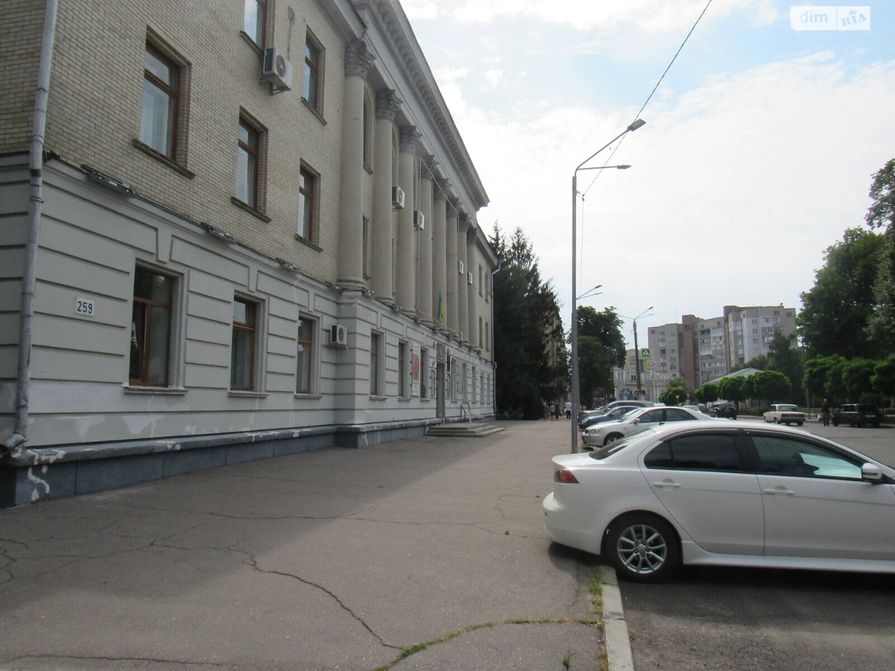 Продаж Окремий гараж Центр
