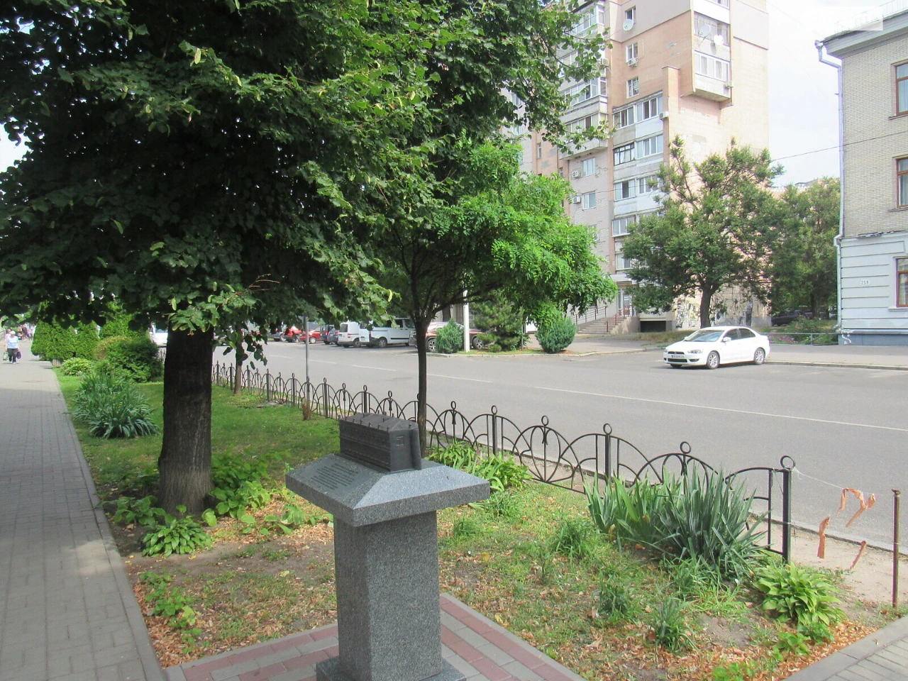 Продаж Окремий гараж Центр