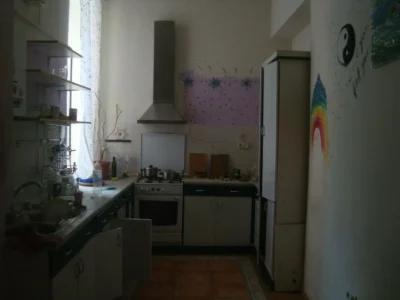 Крепкий бельгийский дом. Квартира у моря.