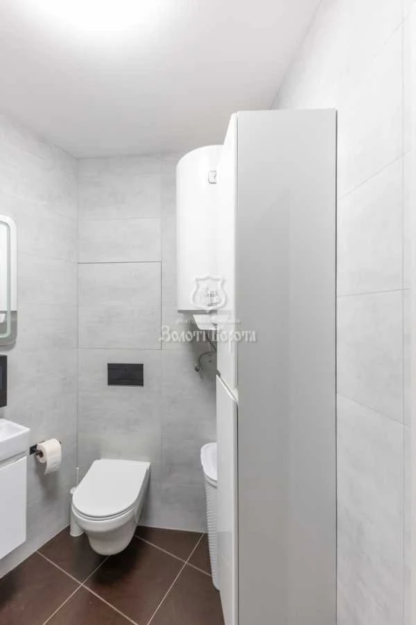 Продажа: Трехкомнатная квартира 93.1 м², Урловская ул., 30