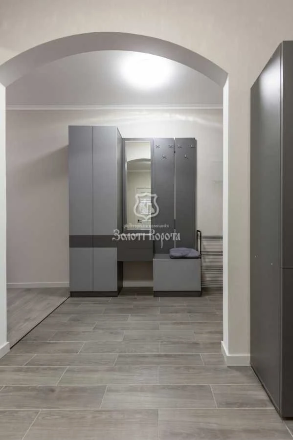 Продажа: Трехкомнатная квартира 93.1 м², Урловская ул., 30