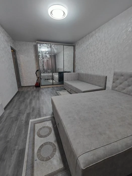 For sale 1-room apartment Zalyutino (10 minutes from Kholo metro station)