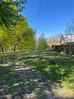 Продам  земельну ділянку під забудову! !Монастирська Гора !