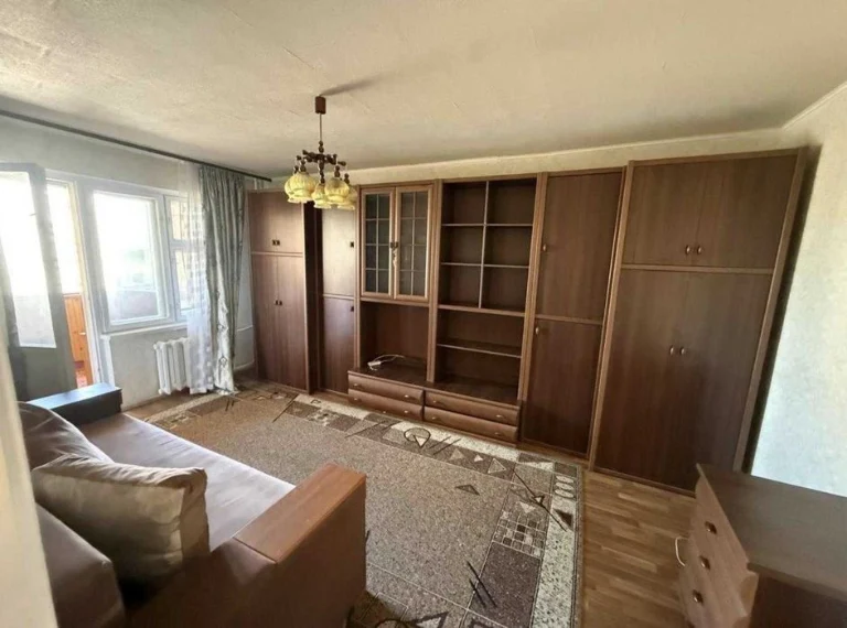 Продаж 3 кімнатної квартири  Лариси Руденко 21А   Дарницький
