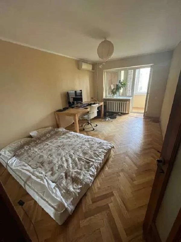 Продажа 1-комнатной квартиры 38 м², проспект Флоренции, 1/11