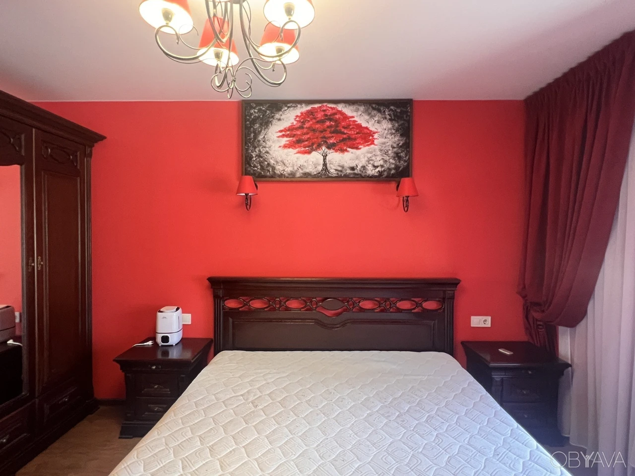 3-room apartment for sale with European renovation in Podil, street
