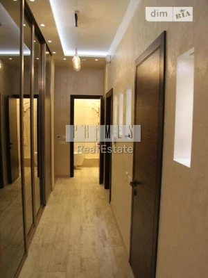 Sale of 2-room apartment 80 sq. m. on Andriy Verkhoglyada St. 20 • I