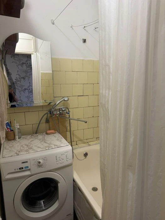 Продам 2 кімнатну квартиру