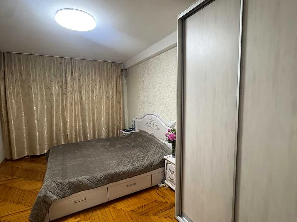 Квартира. Запорожье, Парамоновая ул.