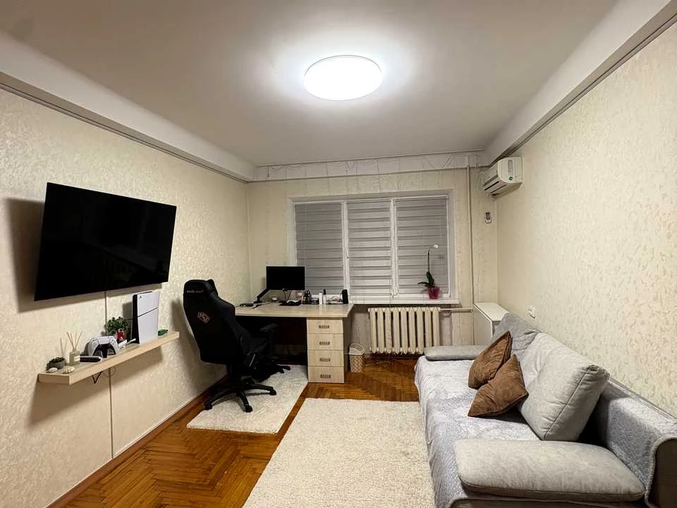 Квартира. Запорожье, Парамоновая ул.