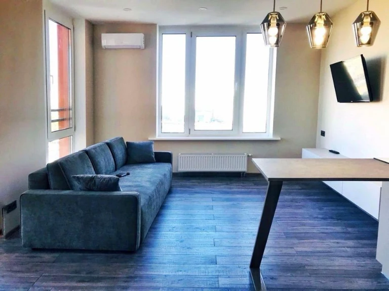 For sale 1-room apartment with renovation 47m2 in the residential complex Seven Osokorki