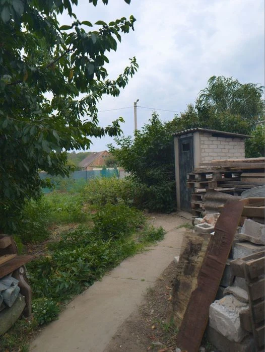 House for sale on 12 acres in Zaporizhzhia-Live for $16,000