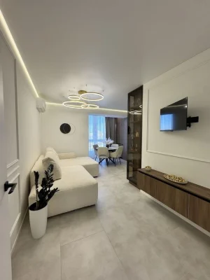 Продажа: 2-комнатная квартира с ремонтом 74м2.