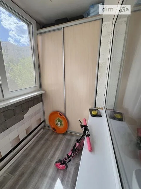 Sale of 3-room apartment 72 sq. m on Voskresenskyi Avenue 48B • I