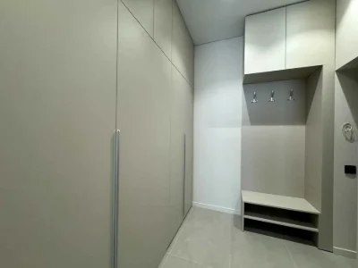 3х кімнатна квартира в центрі міста з ремонтом та меблями, б