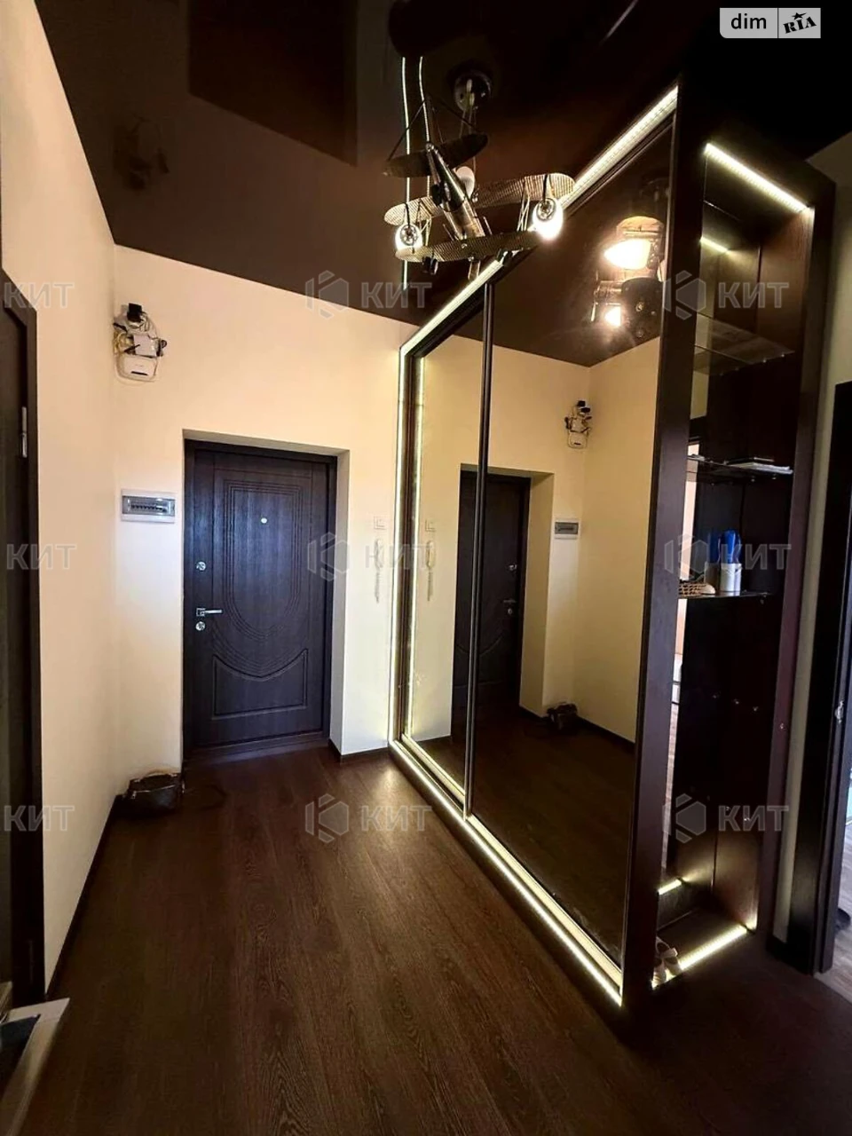 Sale Apartment Oleksiiivka