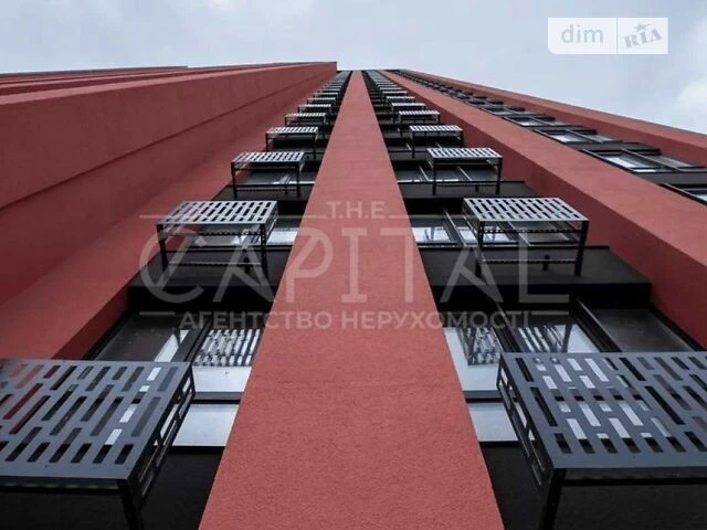 Продаж 4к квартири 123 кв. м на просп. Степана Бандери 32Д •