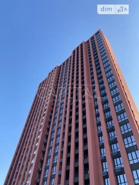 Продаж 4к квартири 123 кв. м на просп. Степана Бандери 32Д •