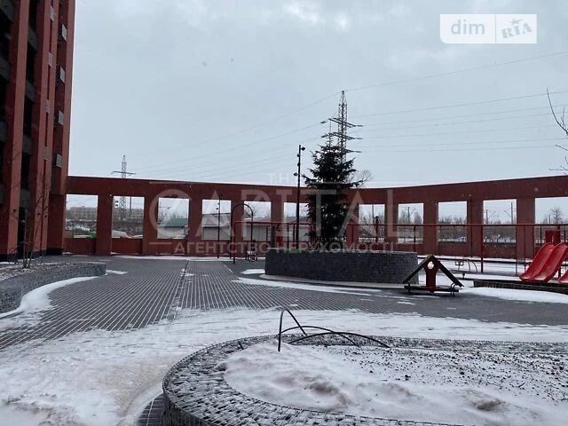 Продаж 4к квартири 123 кв. м на просп. Степана Бандери 32Д •