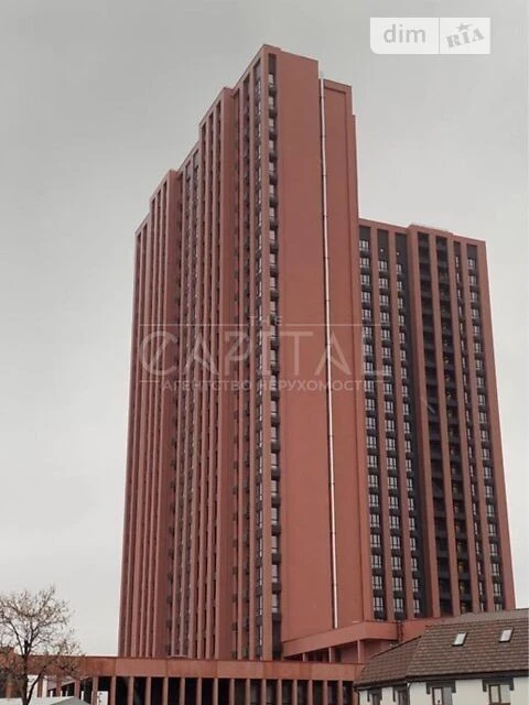 Продаж 4к квартири 123 кв. м на просп. Степана Бандери 32Д •