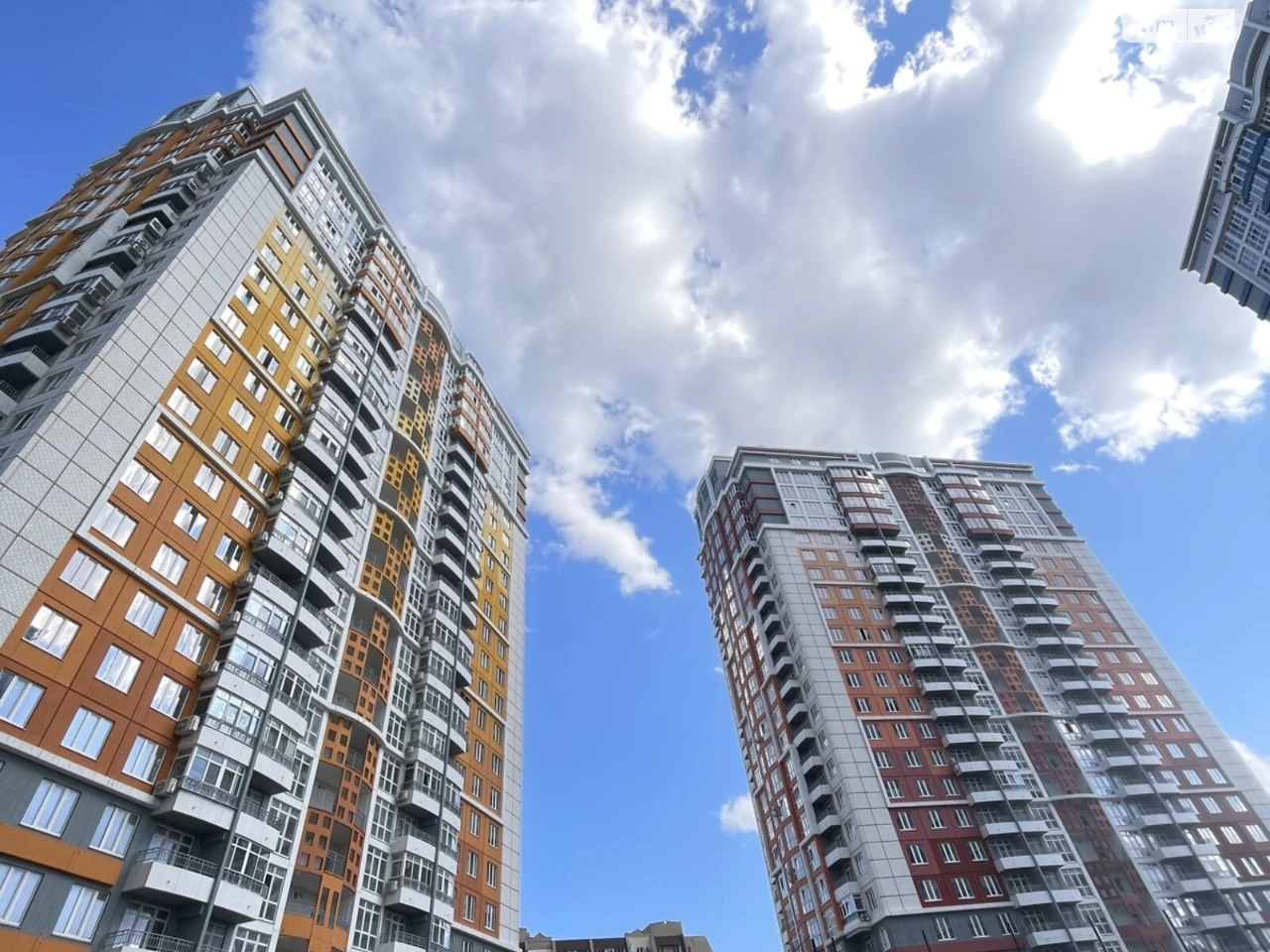 Продажа квартир Приморский.