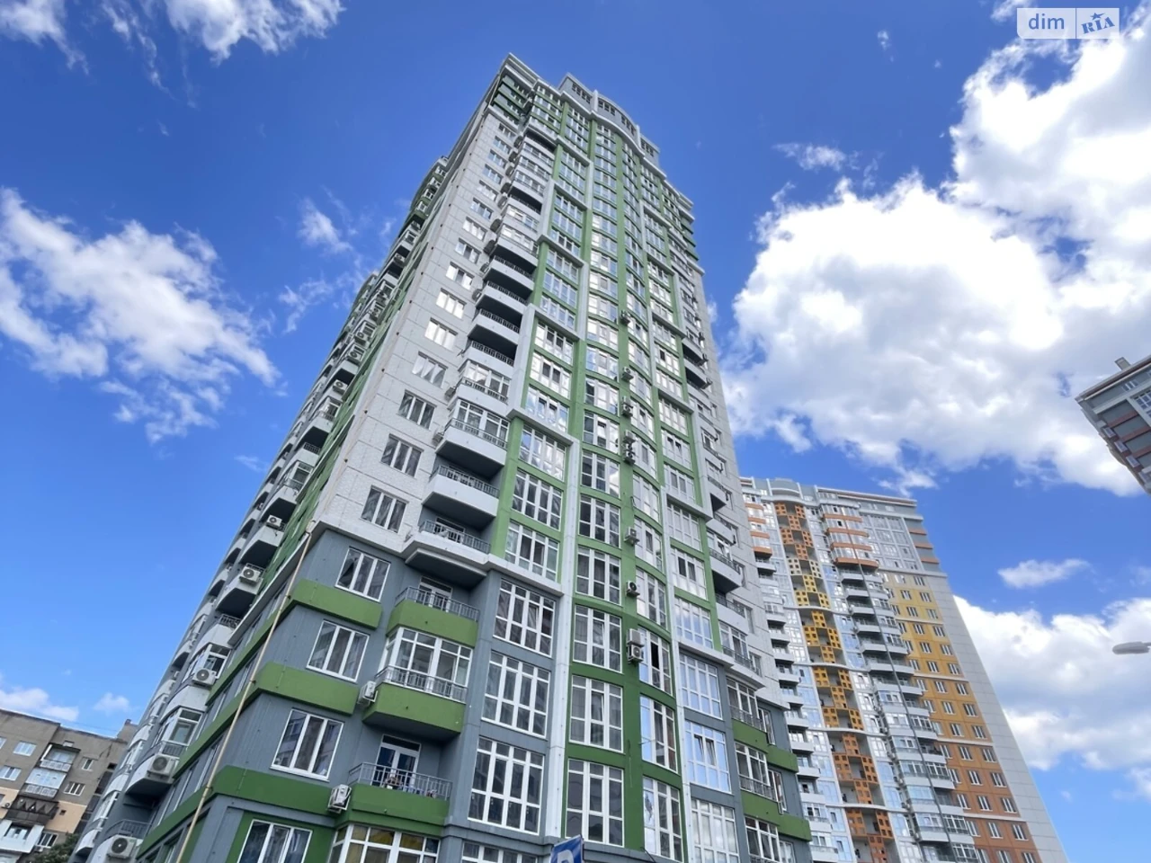 Продажа квартир Приморский.