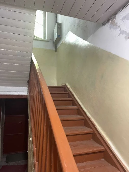 Продам двухкомнатную квартиру в Киевском районе, на пл. Толб