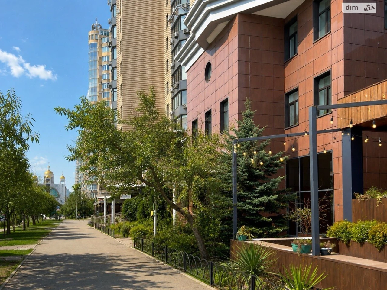 For sale Apartment Livoberezhnyy Massiv