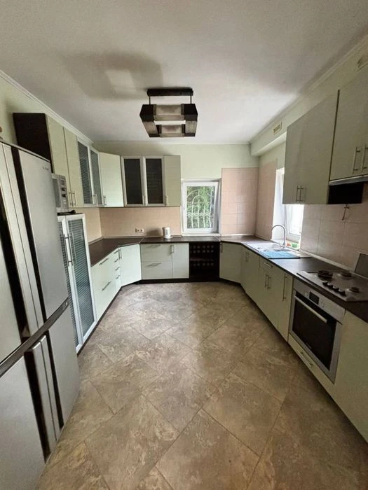 House for sale in Tairovo