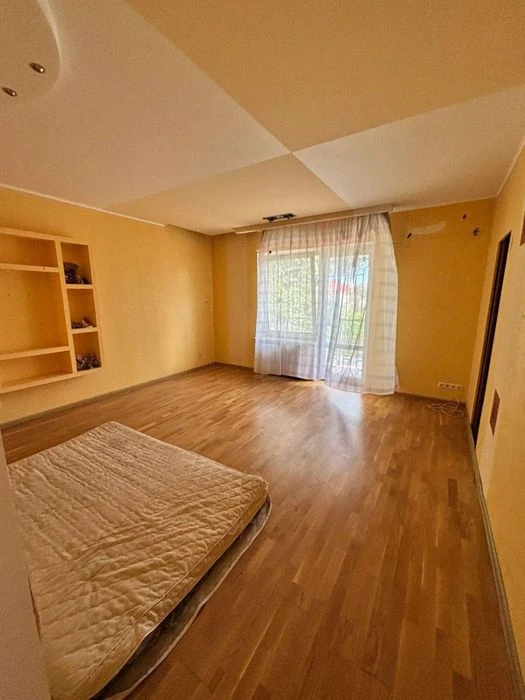 House for sale in Tairovo