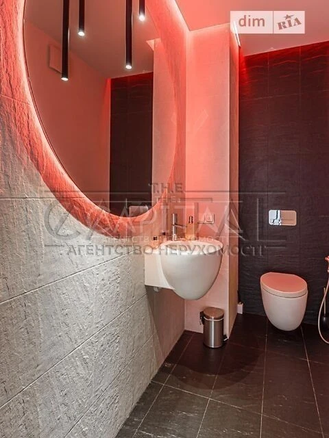 Sale of 4-room apartment 206 sq. m on Sichovykh Striltsiv 84A •