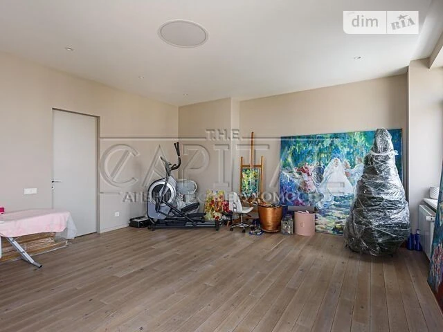 Sale of 4-room apartment 206 sq. m on Sichovykh Striltsiv 84A •