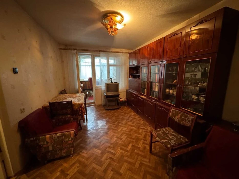 Продам 2-комнатную квартиру на Солнечном ж/м.