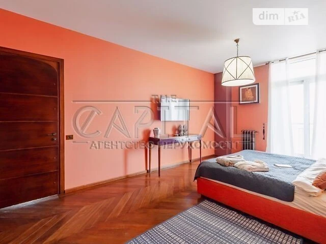 For sale 4-room apartment 160 sq. m. on Zvirynetska Street 59 • ID 346