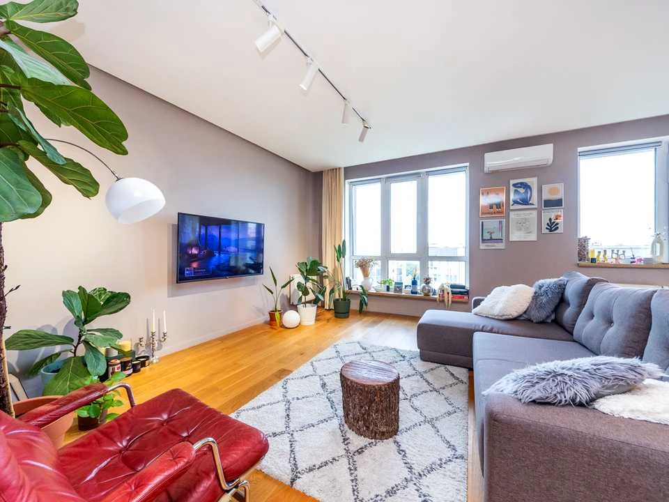 Apartment. Kyiv, Metrological Street.