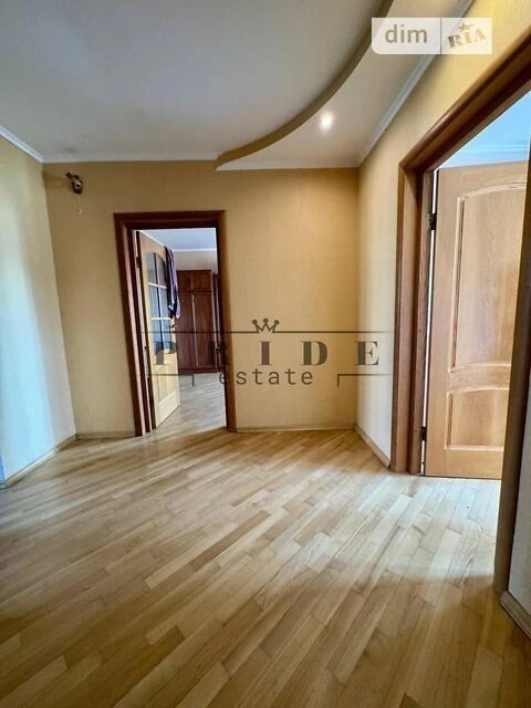 Продаж 3к квартири 83.6 кв. м на вул. Мостицька 10 • ID 3473