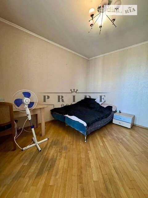 Продаж 3к квартири 83.6 кв. м на вул. Мостицька 10 • ID 3473